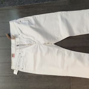 NWT White Levi Jeans